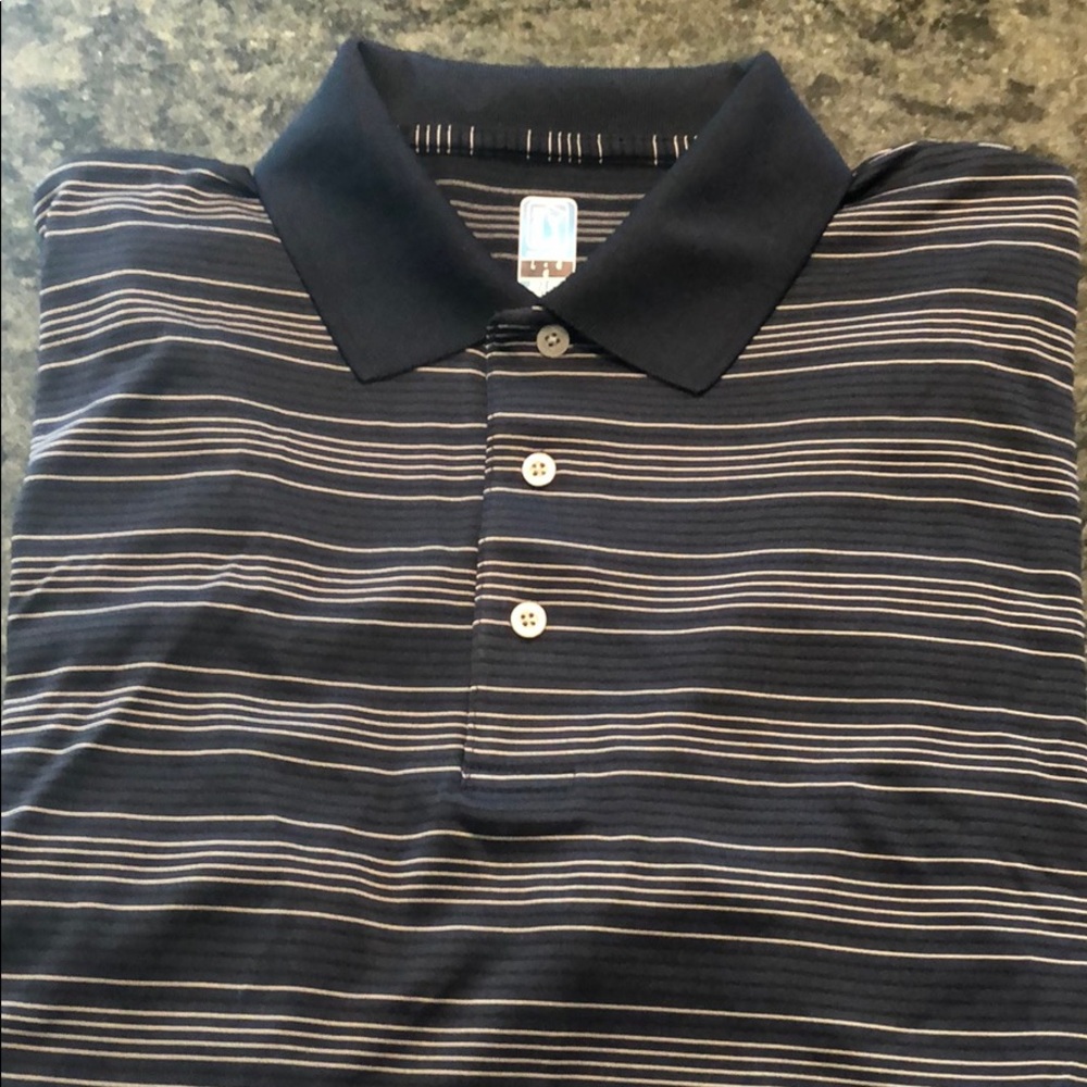 PGA men’s short sleeve golf shirt size Large